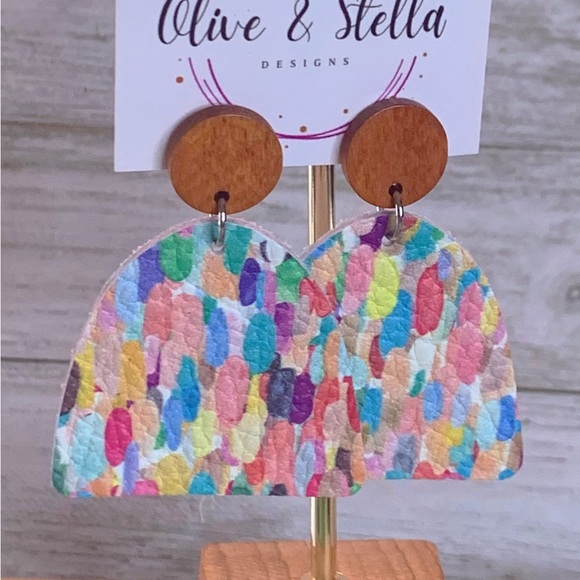 Meet your Posher, Holly - Picture 10 of 13